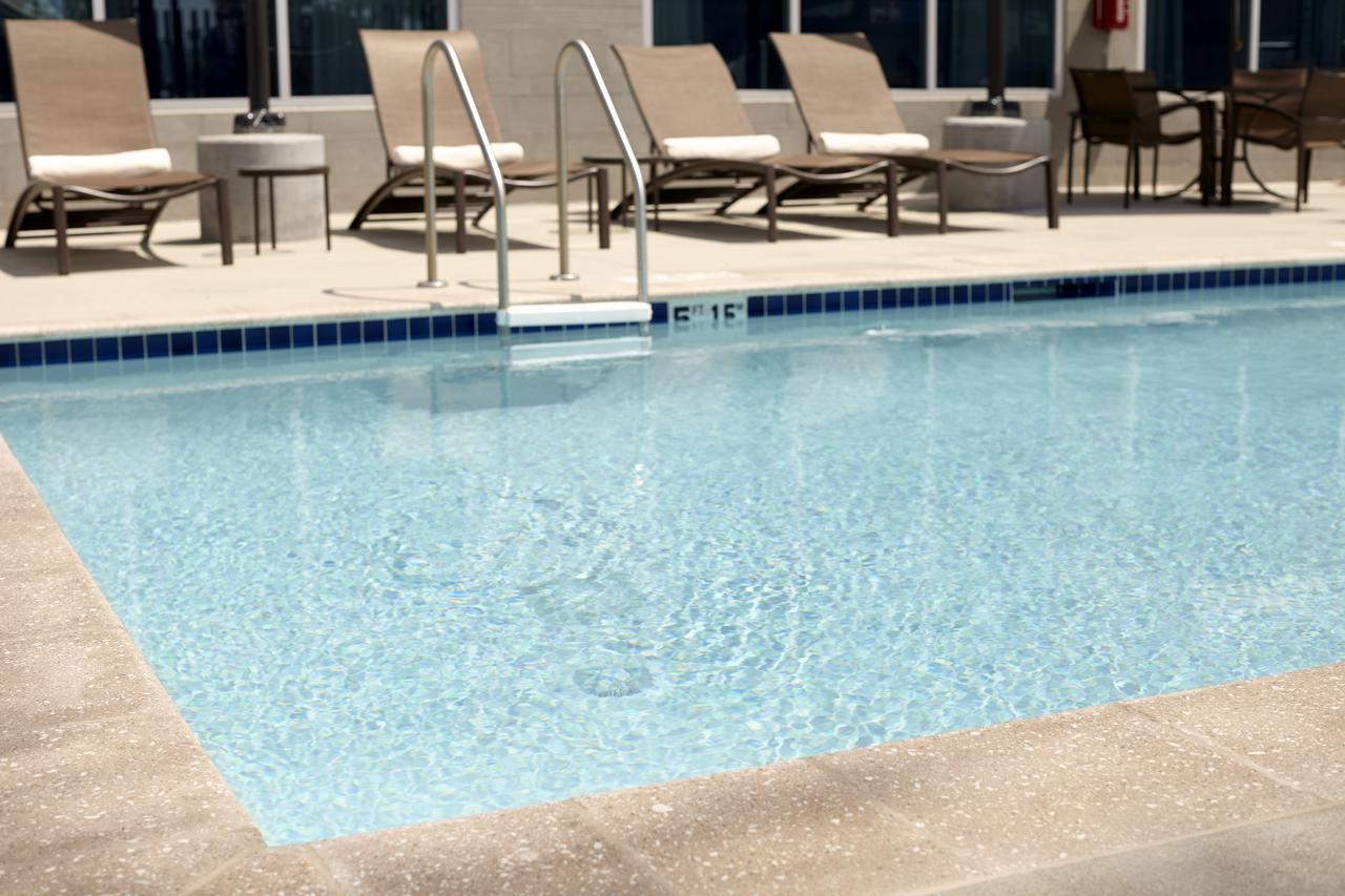 Hyatt Place Delano Exterior foto